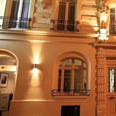 Hotel De Nemours Parigi