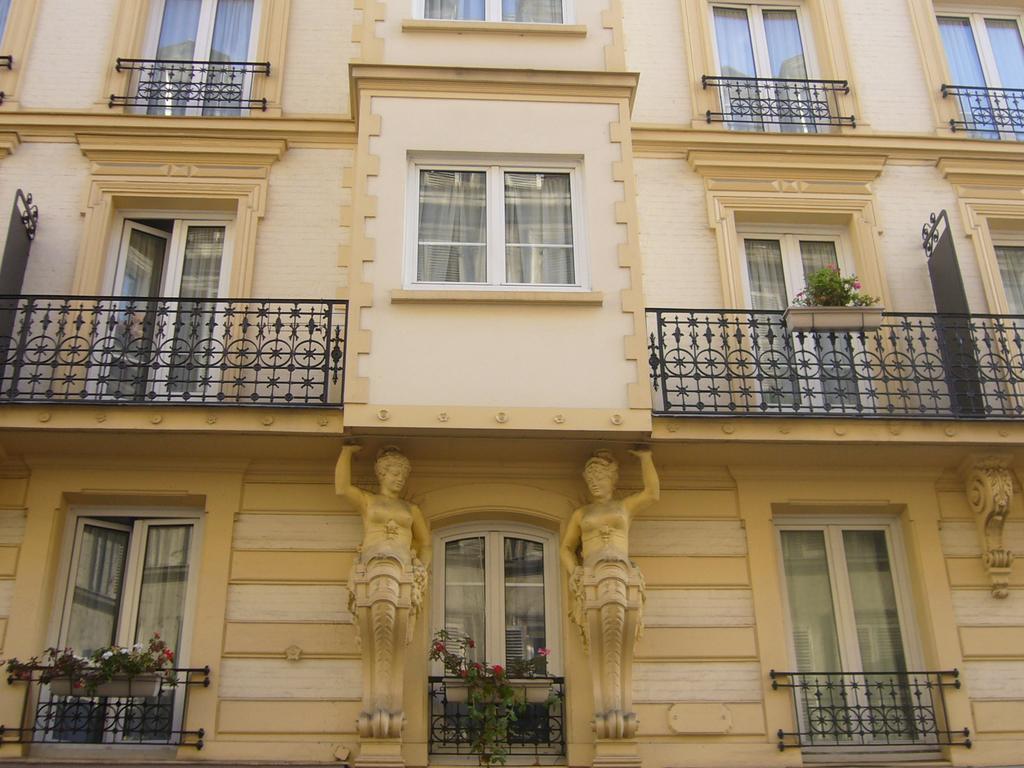 De Nemours Hotel Paris